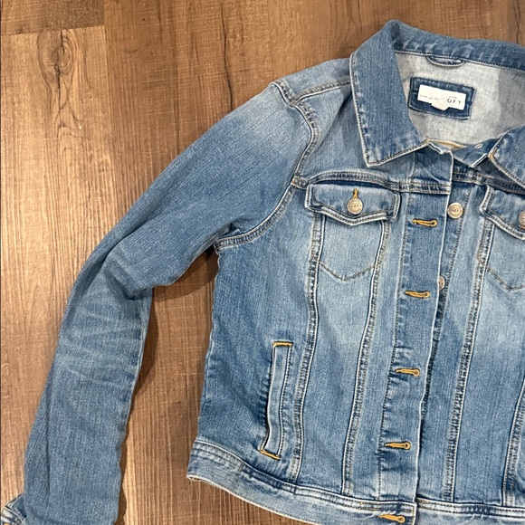 LOFT Classic Blue Denim Jacket - Picture 5 of 10